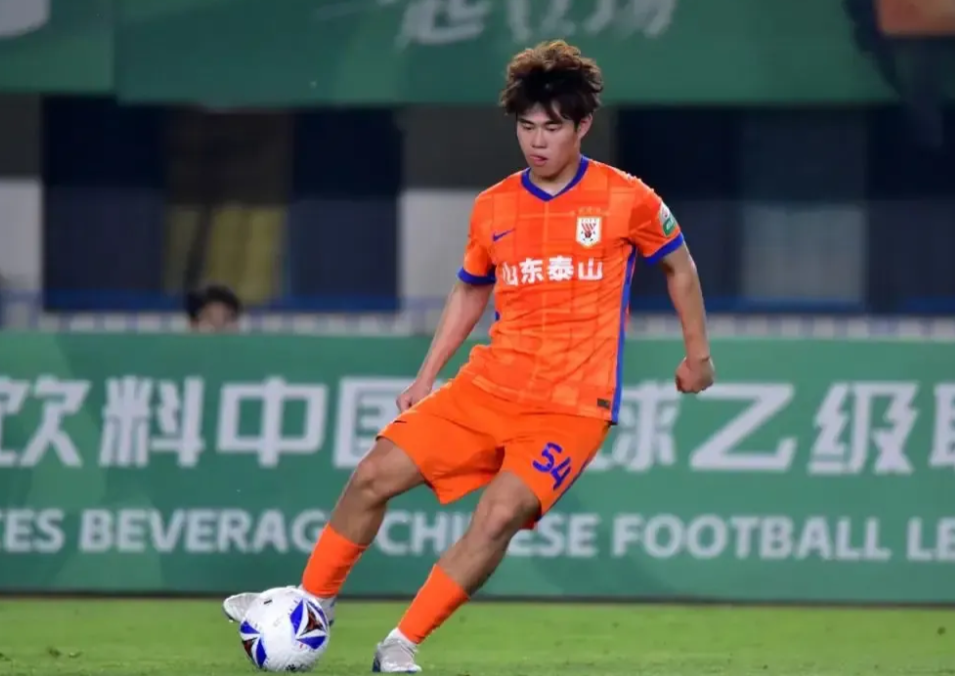 金年会中国官网-关于山东泰山迎中超关键赛，转会期完成体检，目标明确，年轻球员得到机会的信息