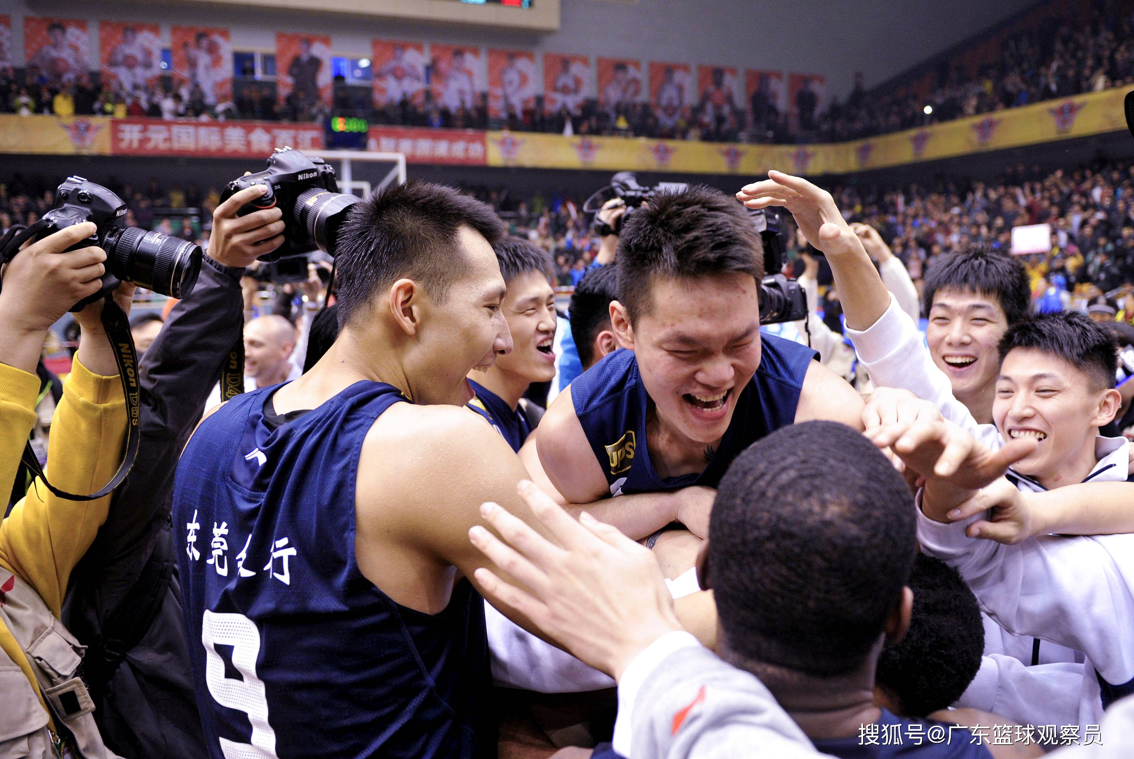 jnh-冲刺阶段广东宏远调整名单以备亚冠；状态回暖环节打磨；悬念犹存；年轻球员得到机会的简单介绍